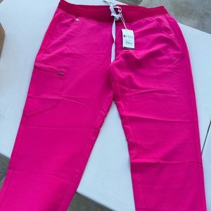FIGS scrub bottoms. Color HOT PINK. Style ZAMORA.